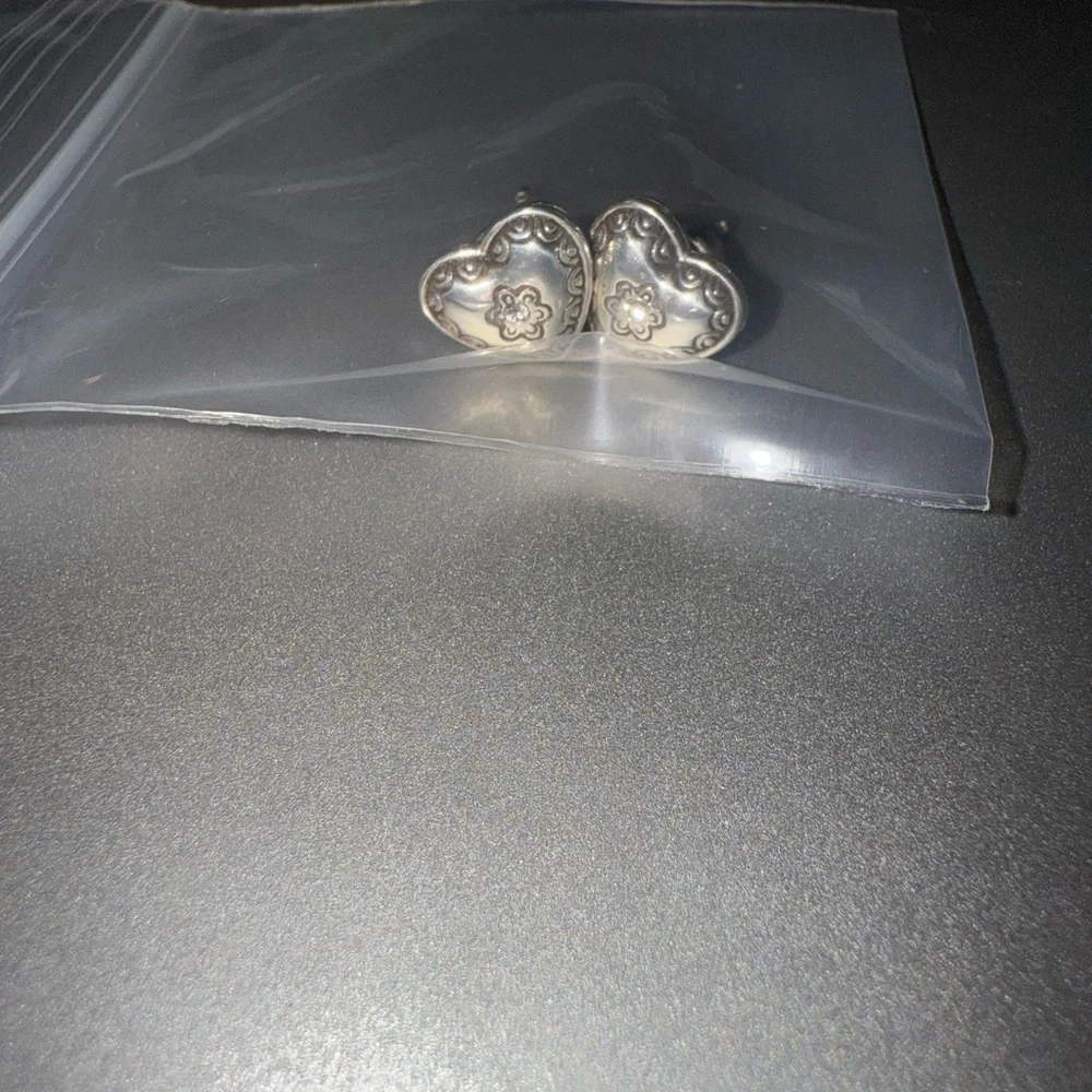 NWOT Brighton sterling Silver Heart Earrings
